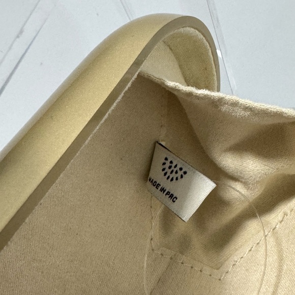 Cult Gaia Annika Acrylic Clutch Bag Gold - Picture 7 of 8